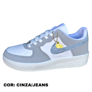 NIKE AIR FORCE 01 CHAVEIRINHO CINZA JEANS